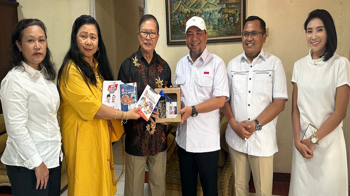 Paslon Walikota Bekasi 2024 Heri Koswara-Sholihin Silaturahmi Ke Gereja Pentakosta