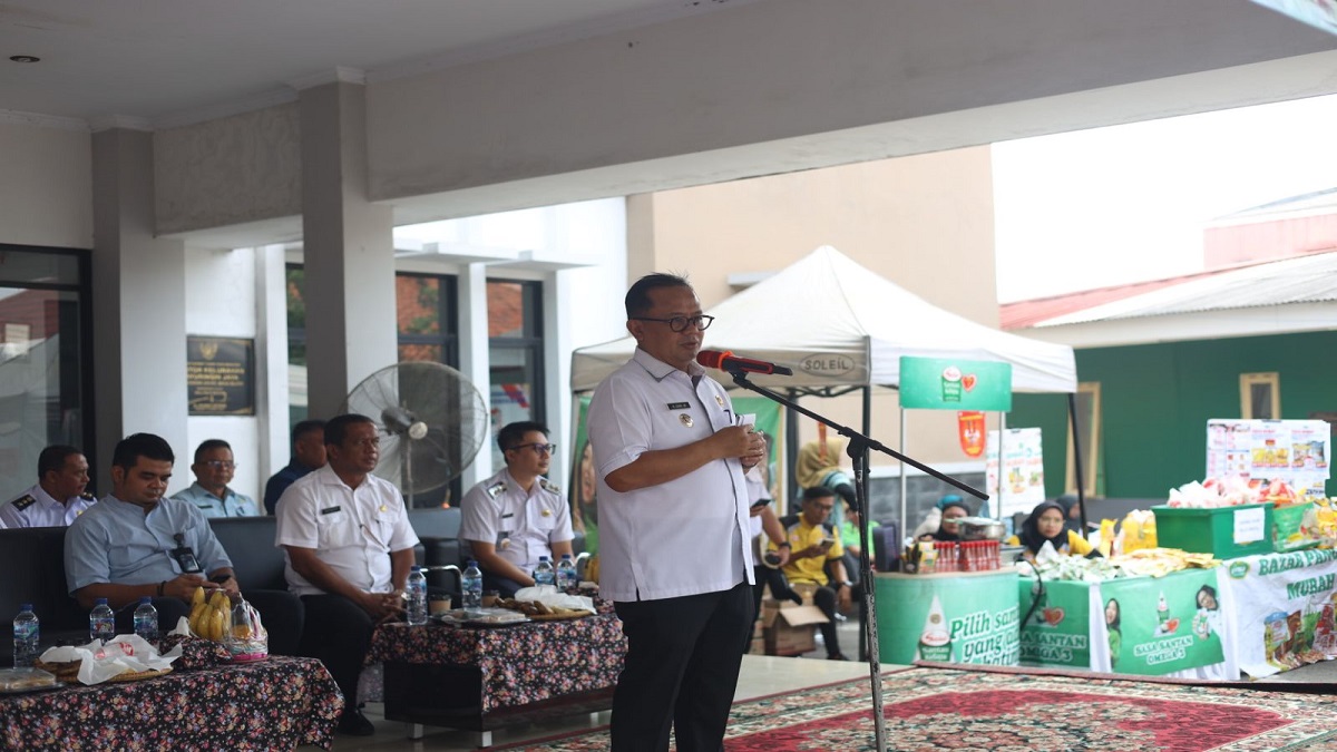 Pj Wali Kota Bekasi Gani Muhamad Membuka Langsung Acara Gerakan Pangan Murah