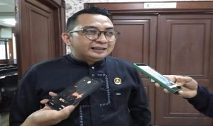 Sekretaris Komisi I DPRD kota Bekasi, Rizki Topananda