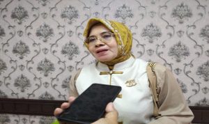 Sekretaris Komisi II DPRD Kota Bekasi, Evi Mafriningsianti